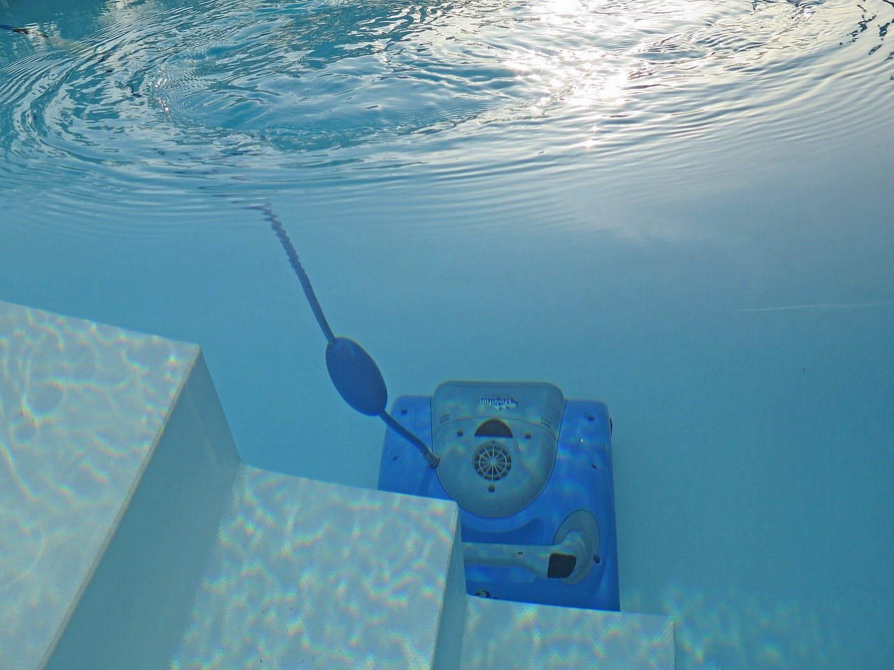 robot nettoyant piscine